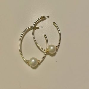 Kendra Scott | Gold Earrings with Pearl